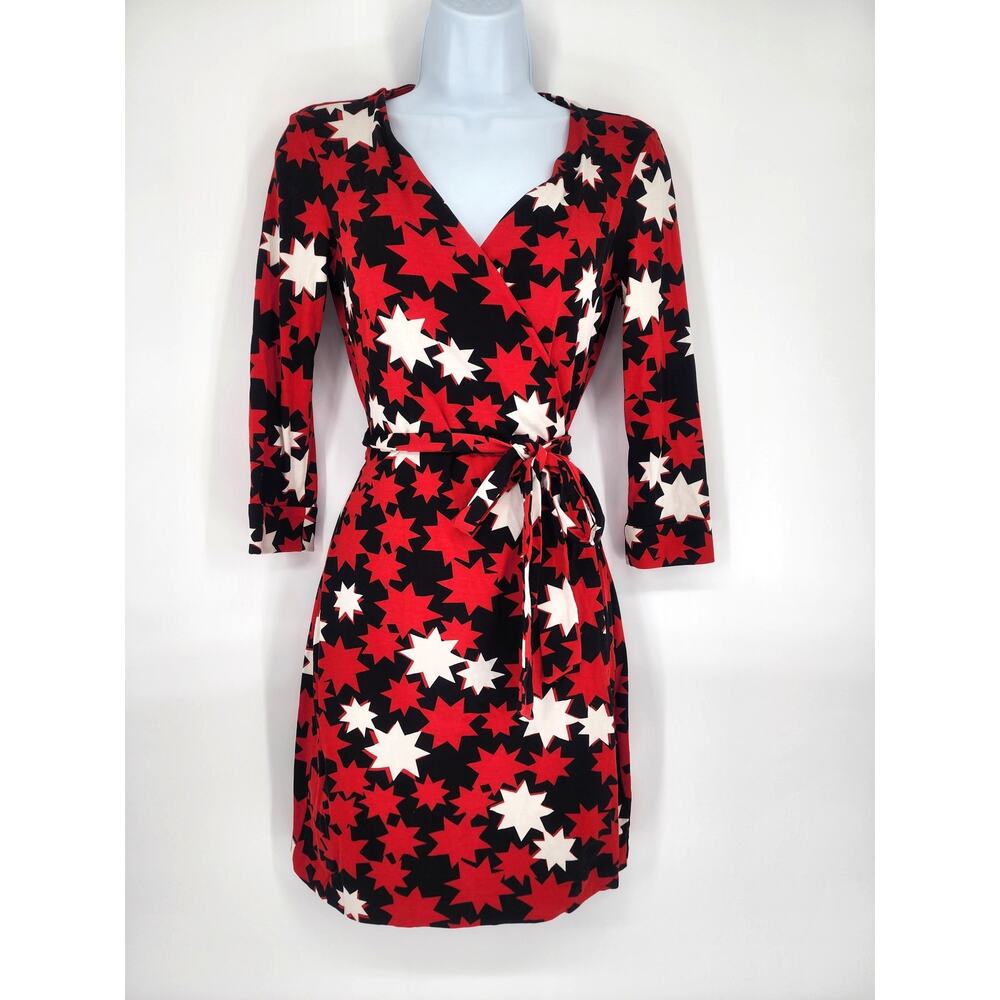 Diane Von Furstenberg Red Black White Star-Print Wrap Midi Dress - Picture 2 of 12